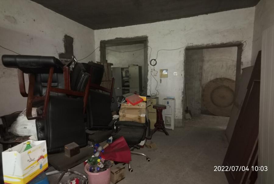 金麓國際小區(qū)（金麓商務(wù)廣場）法拍房3、4棟303