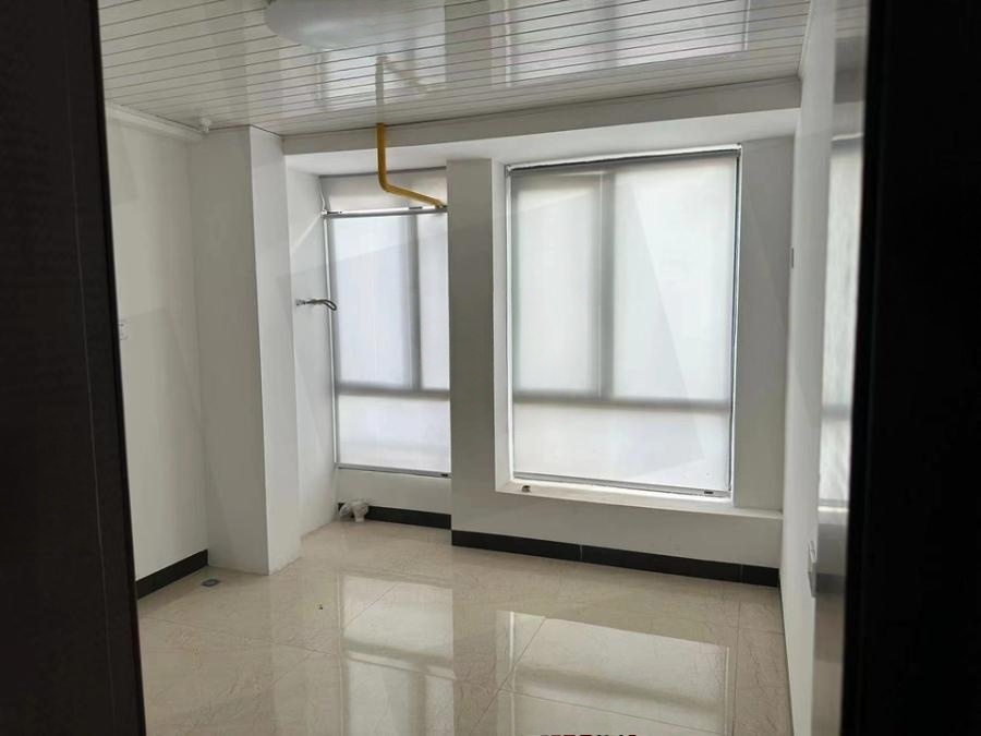 中建偶寓（中建芙蓉嘉苑）法拍房22、23、27棟376號房及屋內(nèi)兩臺空調(diào)
