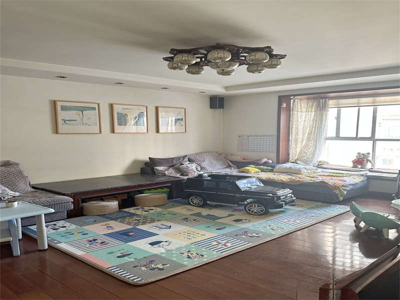 惠澤園法拍房A1，A2，B1，B2棟504號(hào)及其室內(nèi)家具家電物品