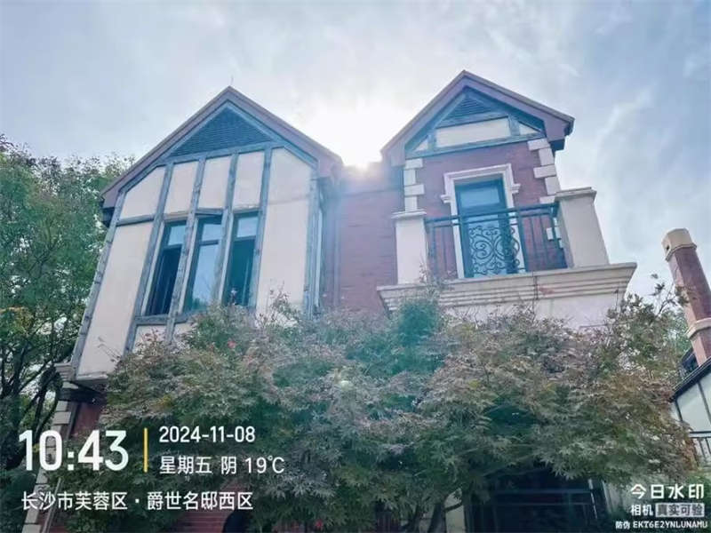 爵世名?。ň羰棵。┓ㄅ姆?27棟102房（別墅）
