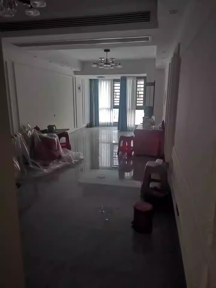 （8折雙學(xué)位）北辰三角洲奧城E3區(qū)法拍房1棟3303房